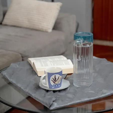 Atmospheric 2-bedroom Near The Market Square By Renters