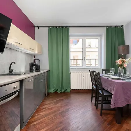 Atmospheric 2-bedroom Near The Market Square By Renters Apartament