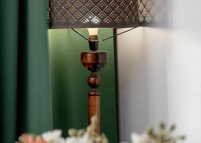 Atmospheric 2-bedroom Near The Market Square By Renters Apartament Wrocław